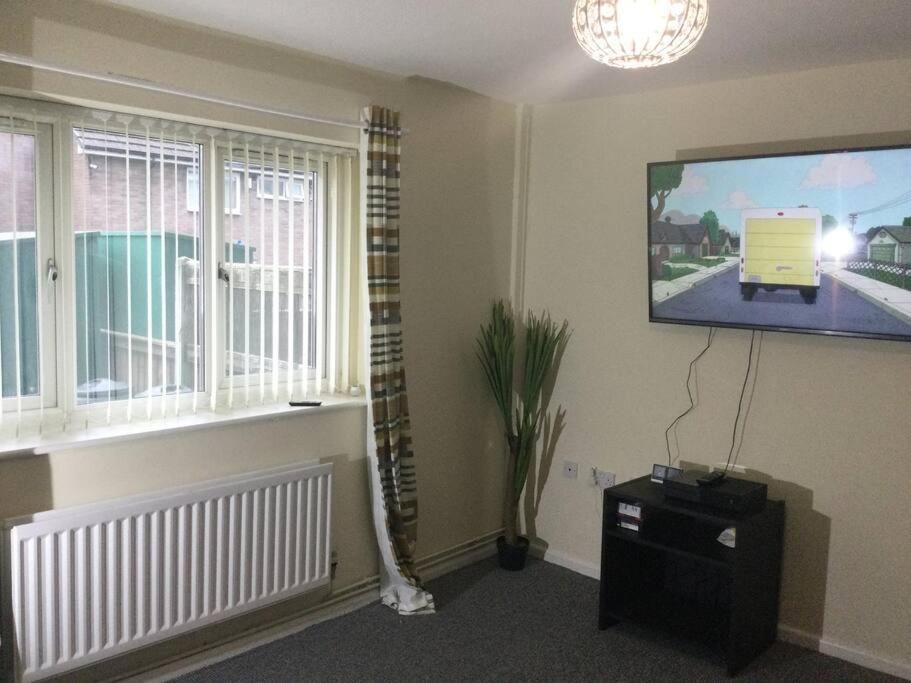 Residential Within Easy Reach Of Town Apartamento *