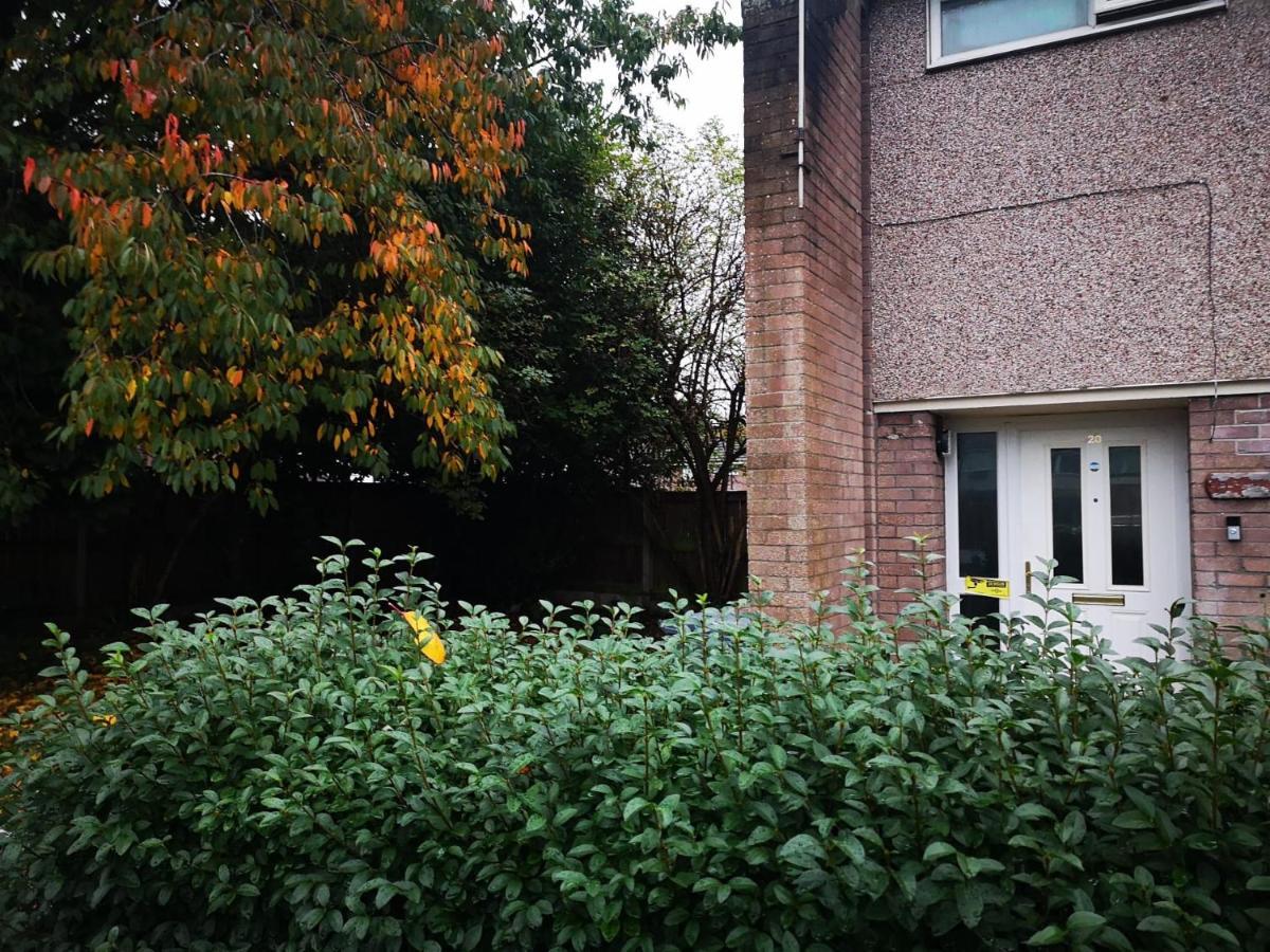 Residential Within Easy Reach Of Town Apartamento *